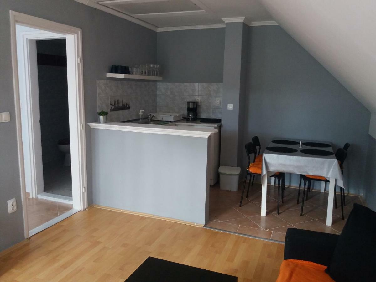 Margaréta Apartman - Balatonlelle Exterior foto